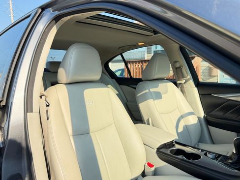 Used 2014 INFINITI Q50 AWD w/ Moonroof Package image 41