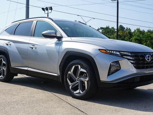 Used 2024 Hyundai Tucson SEL w/ Convenience Package FWD image 2