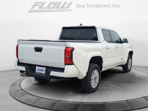 Used 2024 Toyota Tacoma SR5 image 9
