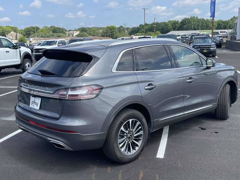 Used 2023 Lincoln Nautilus AWD w/ Premium Package image 3