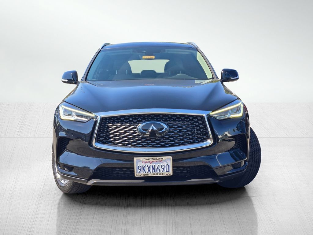 Used 2023 INFINITI QX50 Luxe FWD image 2