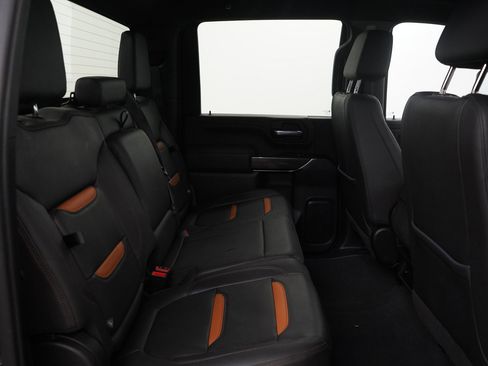 Used 2022 GMC Sierra 2500 AT4 w/ Gooseneck/5TH Wheel Package image 14