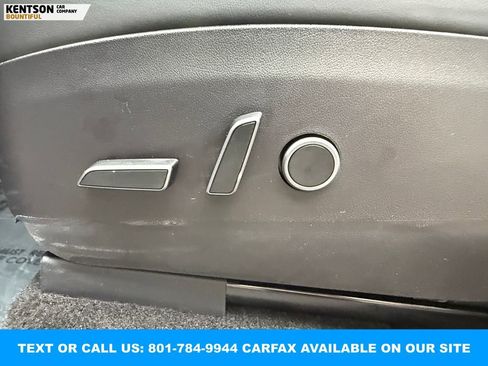 Used 2022 Tesla Model Y Performance image 29