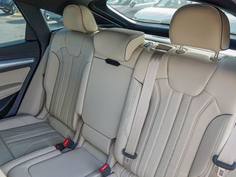 Certified 2025 Audi Q5 2.0T Premium Plus image 30