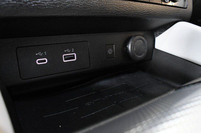 Used 2025 Mitsubishi Outlander SEL AWD/4WD image 40