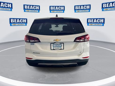 Used 2024 Chevrolet Equinox LT image 7