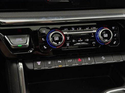 New 2026 GMC Sierra 2500 Denali w/ Denali Reserve Package image 31