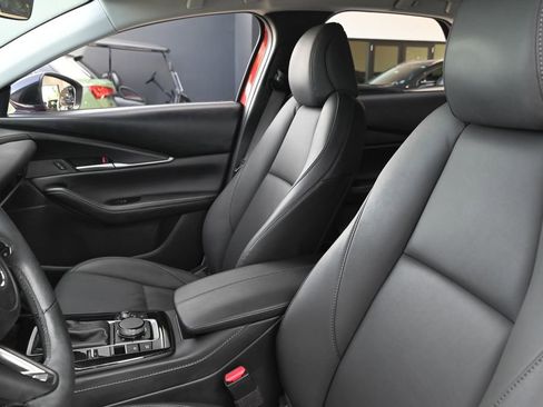 Certified 2024 MAZDA CX-30 AWD 2.5 S w/ Select Sport Pkg image 13