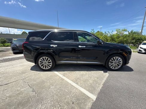 Used 2020 Hyundai Palisade Limited FWD image 2