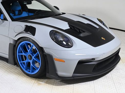 Certified 2025 Porsche 911 GT3 RS image 35