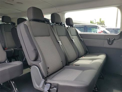 Used 2023 Ford Transit 350 XLT image 18