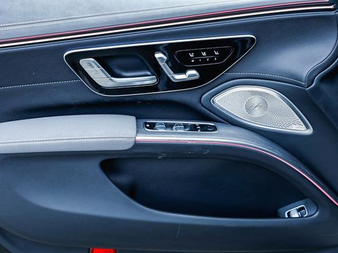 Certified 2023 Mercedes-Benz EQS 580 4MATIC Sedan image 21