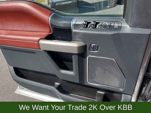 Used 2022 Ford F350 Platinum image 15