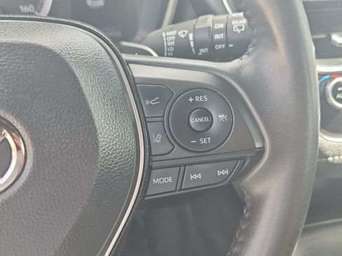 Used 2022 Toyota Corolla SE FWD image 20