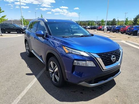 Used 2023 Nissan Rogue SL AWD/4WD image 1