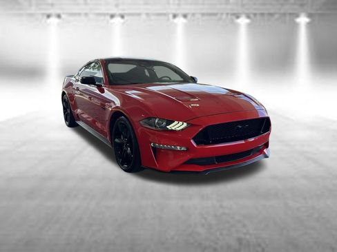 Used 2022 Ford Mustang GT w/ Black Accent Package RWD image 2