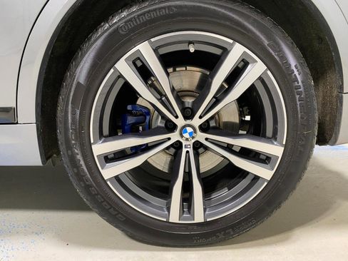 Certified 2024 BMW X7 xDrive40i w/ M Sport Package image 29