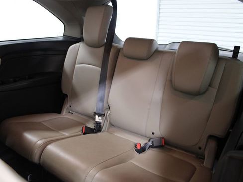 Used 2022 Honda Odyssey EX-L image 19