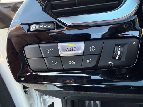 Used 2022 BMW Z4 M40i w/ Premium Package image 26