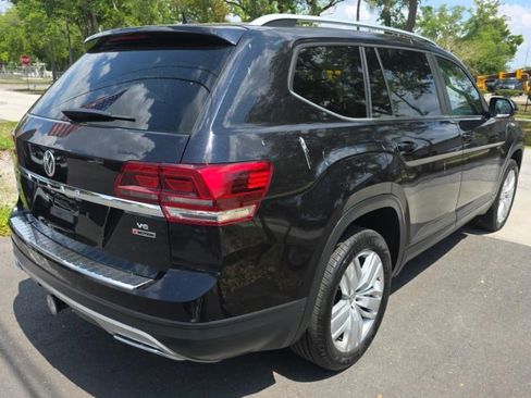 Used 2019 Volkswagen Atlas SE w/ Panoramic Sunroof Package image 7