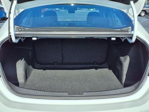 Used 2024 Chevrolet Malibu LT image 23