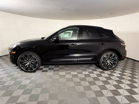 New 2025 Porsche Macan image 2
