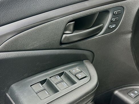 Used 2023 Honda Passport EX-L image 15