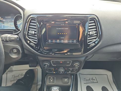 Used 2021 Jeep Compass Latitude FWD image 24