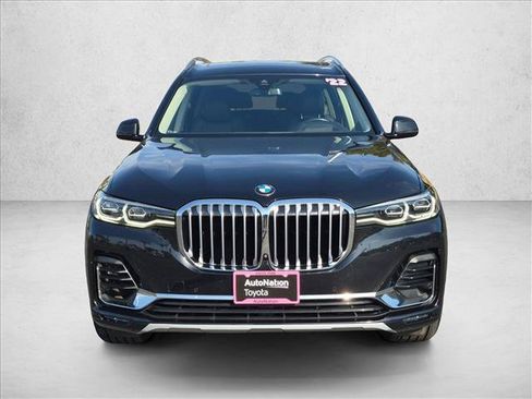 Used 2022 BMW X7 xDrive40i w/ Premium Package AWD/4WD image 2