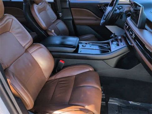 Used 2022 Lincoln Aviator Reserve w/ Equipment Group 201A image 23