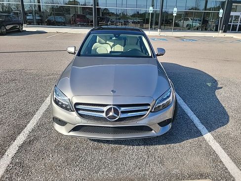 Used 2021 Mercedes-Benz C 300 Sedan image 2