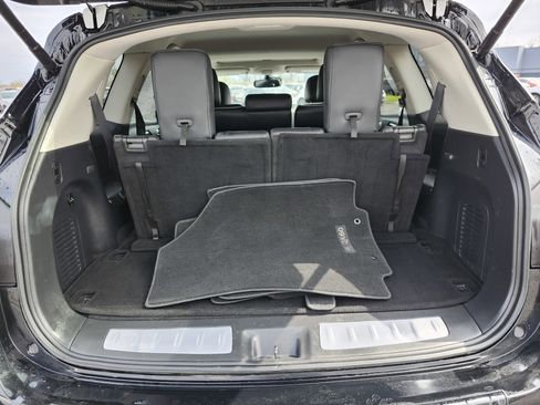 Used 2019 INFINITI QX60 Luxe w/ Essential Package image 15