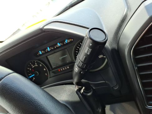 Used 2020 Ford F150 XLT w/ Equipment Group 302A Luxury AWD/4WD image 25