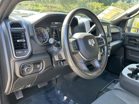 Used 2024 RAM 2500 Tradesman w/ Chrome Appearance Group image 20