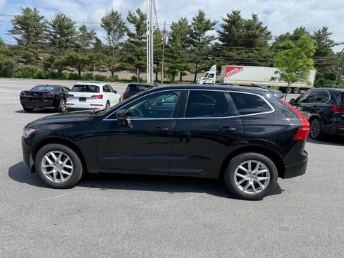 Used 2018 Volvo XC60 T5 Momentum w/ Vision Package AWD/4WD image 7