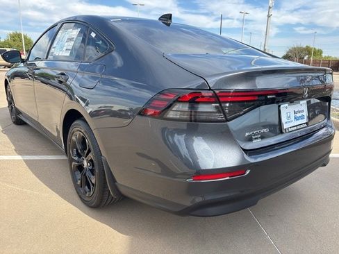 New 2025 Honda Accord SE image 4