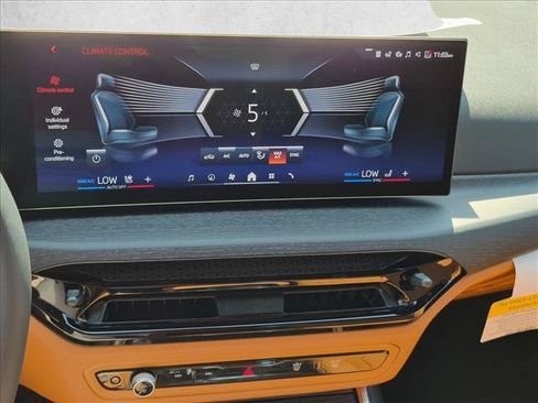 New 2026 BMW 330i Sedan w/ Premium Package RWD image 11