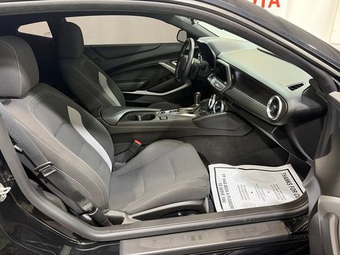 Used 2021 Chevrolet Camaro SS RWD image 11
