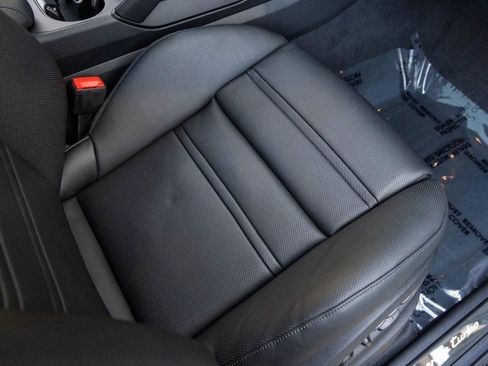 New 2025 Porsche Cayenne Turbo image 90