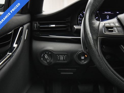 Used 2022 Maserati Quattroporte Modena Q4 image 35