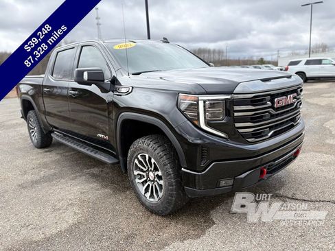 Used 2022 GMC Sierra 1500 AT4 w/ AT4 Preferred Package AWD/4WD image 8