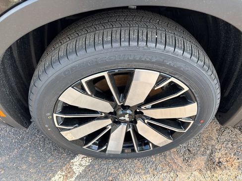 New 2026 Mitsubishi Outlander SEL FWD image 42