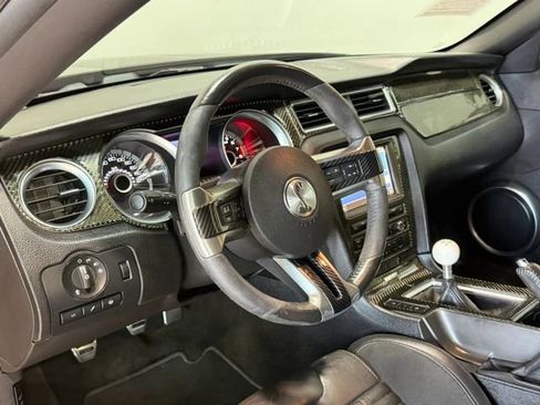 Used 2013 Ford Mustang Shelby GT500 image 12
