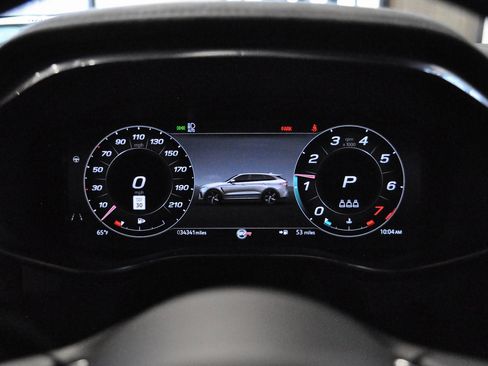 Used 2022 Jaguar F-PACE SVR image 21