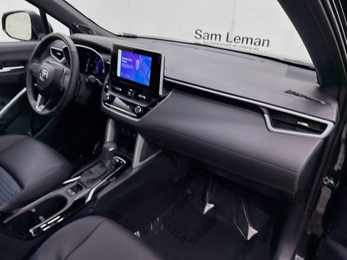 Used 2024 Toyota Corolla Cross XSE w/ Convenience Package image 29