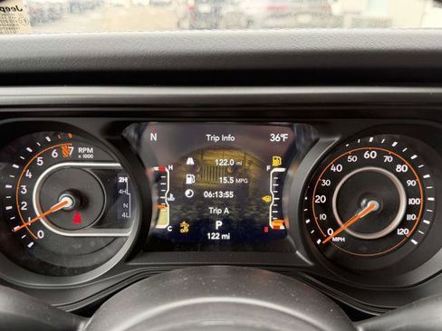 New 2026 Jeep Gladiator Rubicon w/ Technology Group image 14