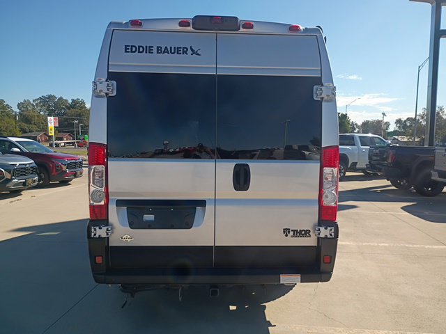 Used 2024 RAM ProMaster 3500 w/ Storage Group FWD image 4
