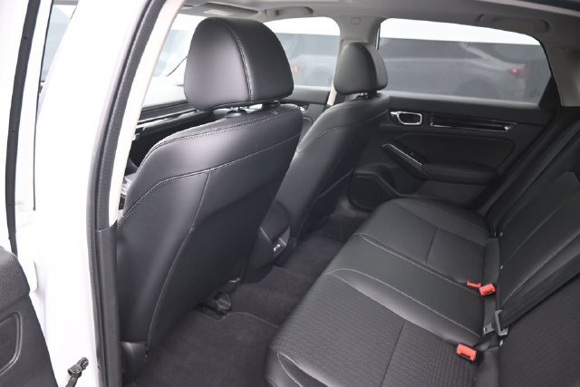 Used 2022 Honda Civic Touring image 7