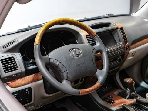 Used 2004 Lexus GX 470 image 21