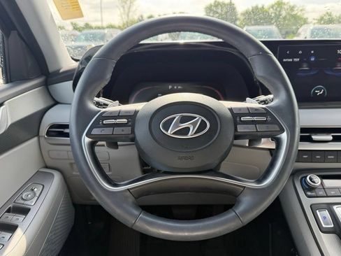 Used 2024 Hyundai Palisade SEL FWD image 13